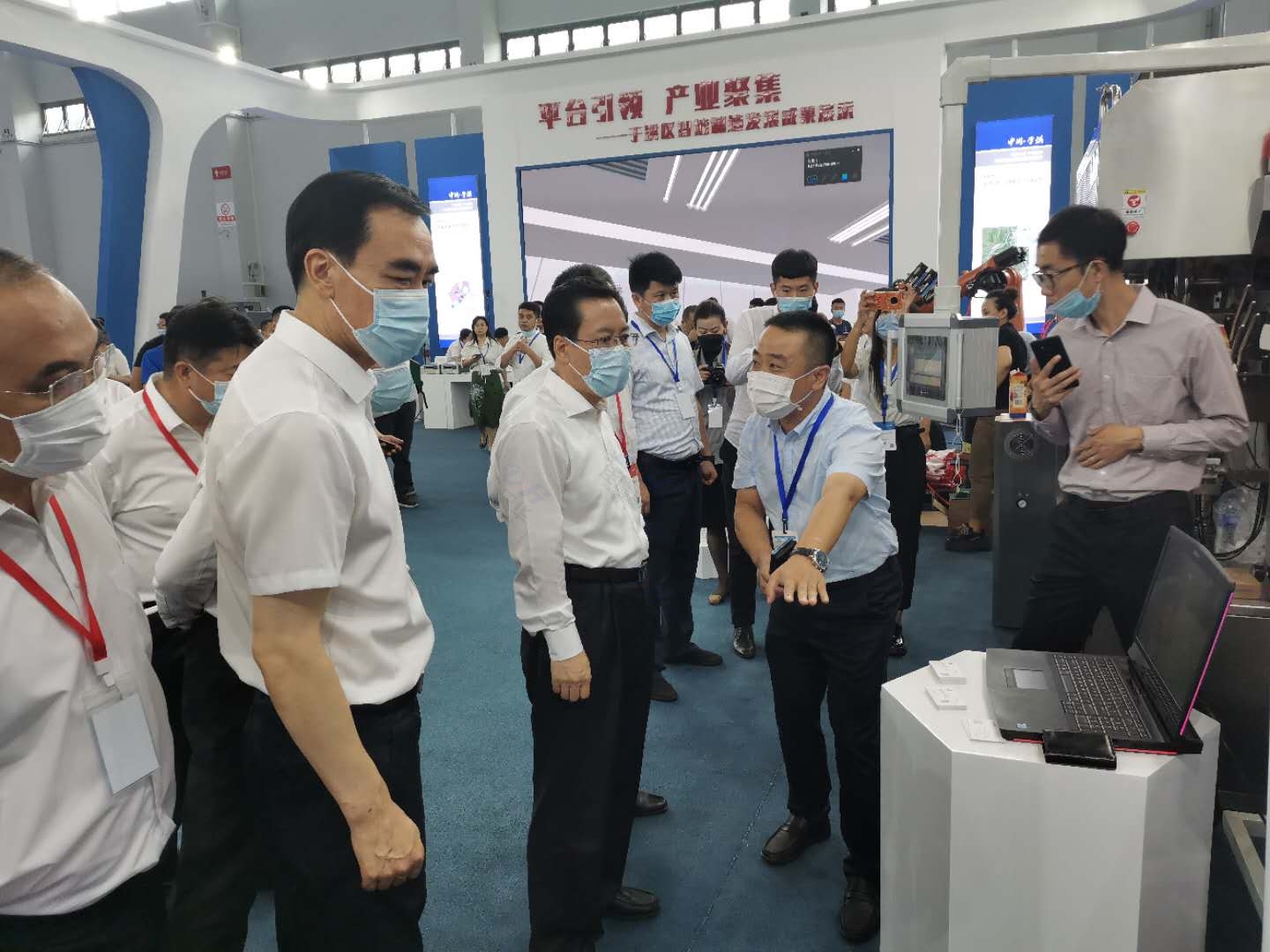 制博会即将落幕，多宝网页版精彩继续(图3)
